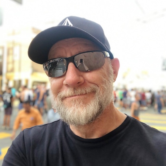 Meet your Posher, Les - Picture 2 of 2